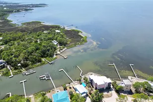 509 W Sawyer St, Saint George Island, FL 32328 - Photo 7