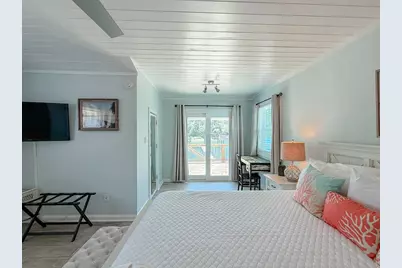 509 W Sawyer St, Saint George Island, FL 32328 - Photo 35