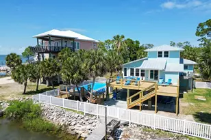 509 W Sawyer St, Saint George Island, FL 32328 - Photo 1