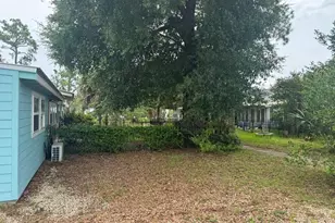 501 E Pine St, Lanark Village, FL 32323 - Photo 3
