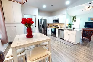 105 Saunders Cir, Port Saint Joe, FL 32456 - Photo 5