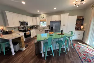 911 7th St, Carrabelle, FL 32322 - Photo 7