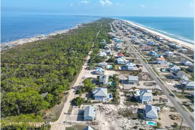 724 E Pine Ave, Saint George Island, FL 32328 - Photo 49