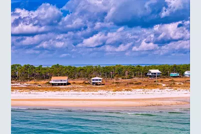 391 Gulf Shore Dr, Carrabelle, FL 32322 - Photo 3