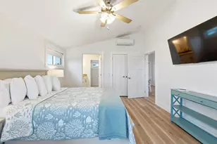 1032 E Gorrie Dr, Saint George Island, FL 32328 - Photo 17