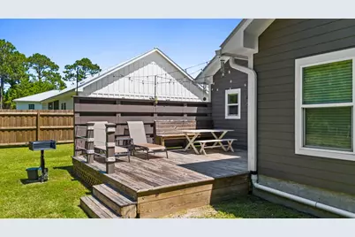 133 Las Brisas Way, Eastpoint, FL 32328 - Photo 9