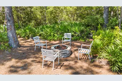 133 Las Brisas Way, Eastpoint, FL 32328 - Photo 5