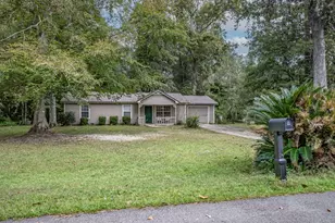 143 Ann Cir, Crawfordville, FL 32327 - Photo 11