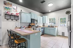 274 Abby Dr, Wewahitchka, FL 32465 - Photo 11