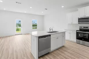 338 Chateau Ln, Port Saint Joe, FL 32456 - Photo 7