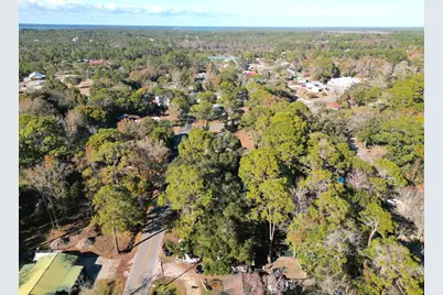 34 Shuler St, Eastpoint, FL 32328 - Photo 5