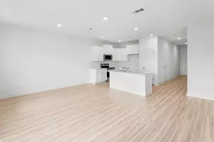 344 Chateau Ln, Port Saint Joe, FL 32456 - Photo 11