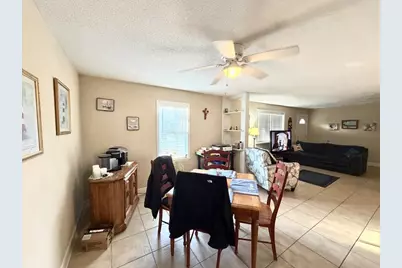 30 Jefferson St, Eastpoint, FL 32328 - Photo 9