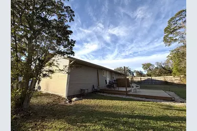 30 Jefferson St, Eastpoint, FL 32328 - Photo 23