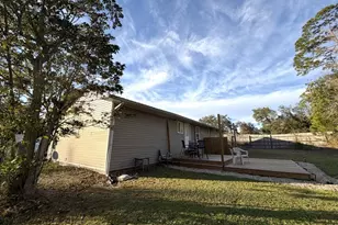 30 Jefferson St, Eastpoint, FL 32328 - Photo 23