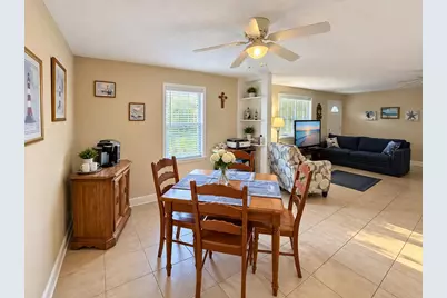 30 Jefferson St, Eastpoint, FL 32328 - Photo 7