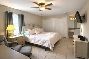 30 Jefferson St, Eastpoint, FL 32328 - Photo 11