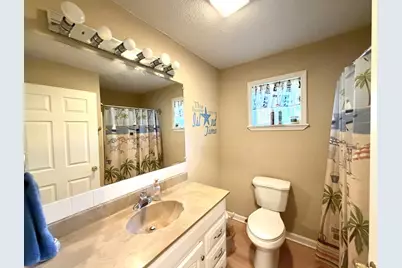 30 Jefferson St, Eastpoint, FL 32328 - Photo 23