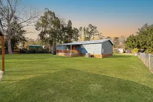 128 Dogwood Ave, Wewahitchka, FL 32465 - Photo 17