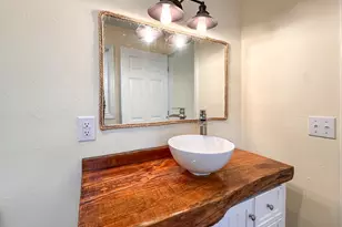 222 1/2 Ave D, Apalachicola, FL 32320 - Photo 13