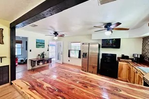 16 Adams St, Apalachicola, FL 32320 - Photo 7