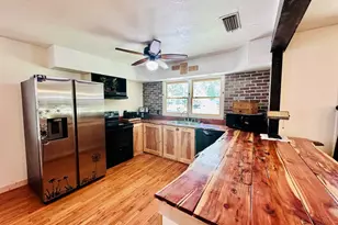 16 Adams St, Apalachicola, FL 32320 - Photo 9