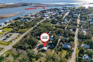 214 4th St, Apalachicola, FL 32320 - Photo 5