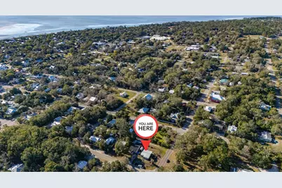 214 4th St, Apalachicola, FL 32320 - Photo 11