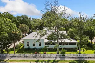 201 Eighth St, Port Saint Joe, FL 32456 - Photo 1