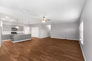 198 Peacock Ln, Wewahitchka, FL 32465 - Photo 5