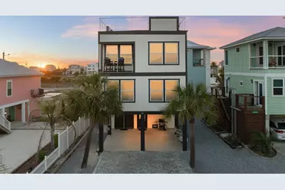 112 40th St #1, Mexico Beach, FL 32456 - Photo 1