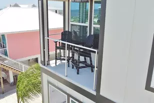 112 40th St, Mexico Beach, FL 32456 - Photo 3