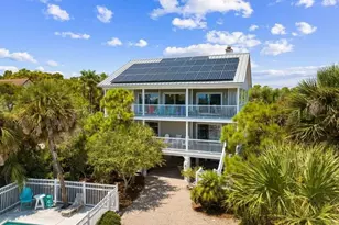 1912 Nautilus Dr, Saint George Island, FL 32328 - Photo 5