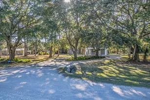 140 Craig St, Carrabelle, FL 32322 - Photo 15