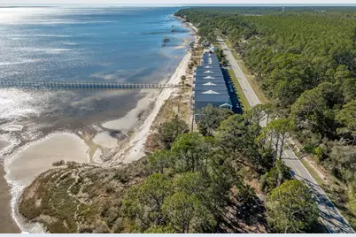 3202 Hwy 98 E, Lanark Village, FL 32323 - Photo 9