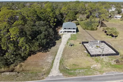 2361 Hwy 98 E, Carrabelle, FL 32323 - Photo 3