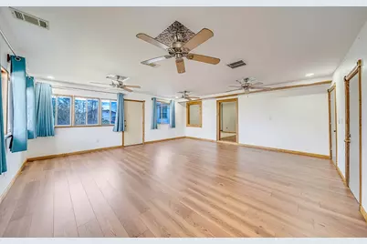 8324 Hwy 231, Youngstown, FL 32466 - Photo 21