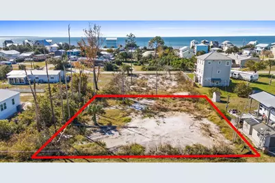 9021 Olive Ave, Port Saint Joe, FL 32456 - Photo 1