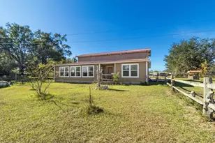 260 Our Town Rd, Wewahitchka, FL 32465 - Photo 15
