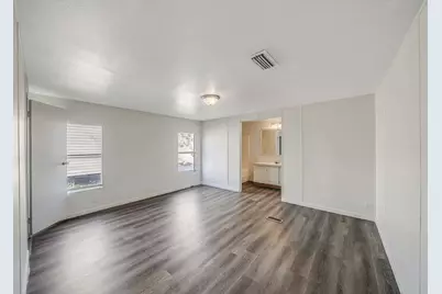 1503 S Kimbrel Ave, Panama City, FL 32404 - Photo 9