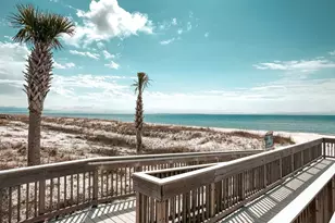 402 California Dr, Mexico Beach, FL 32456 - Photo 9