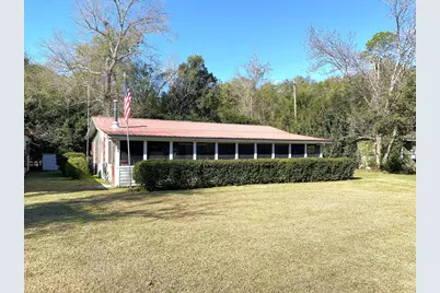 421 Vann Dr, Wewahitchka, FL 32465 - Photo 1