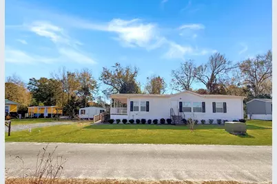 175 Hannah Cir, Wewahitchka, FL 32465 - Photo 1