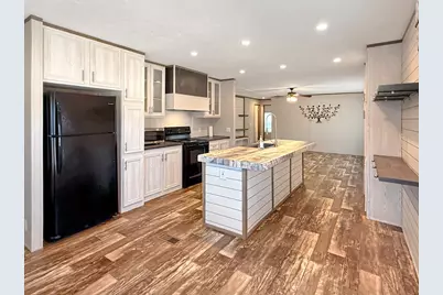 175 Hannah Cir, Wewahitchka, FL 32465 - Photo 13