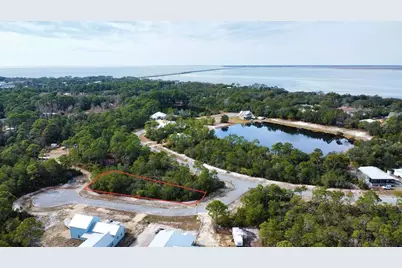 158 Singleleaf Rd, Eastpoint, FL 32328 - Photo 1