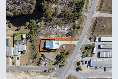 528 N 15th St, Mexico Beach, FL 32456 - Photo 3