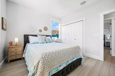 528 N 15th St, Mexico Beach, FL 32456 - Photo 15