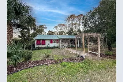 190 11th St, Apalachicola, FL 32320 - Photo 35