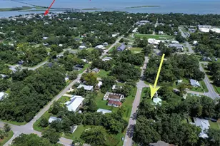 190 11th St, Apalachicola, FL 32320 - Photo 33