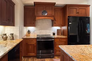 190 11th St, Apalachicola, FL 32320 - Photo 7